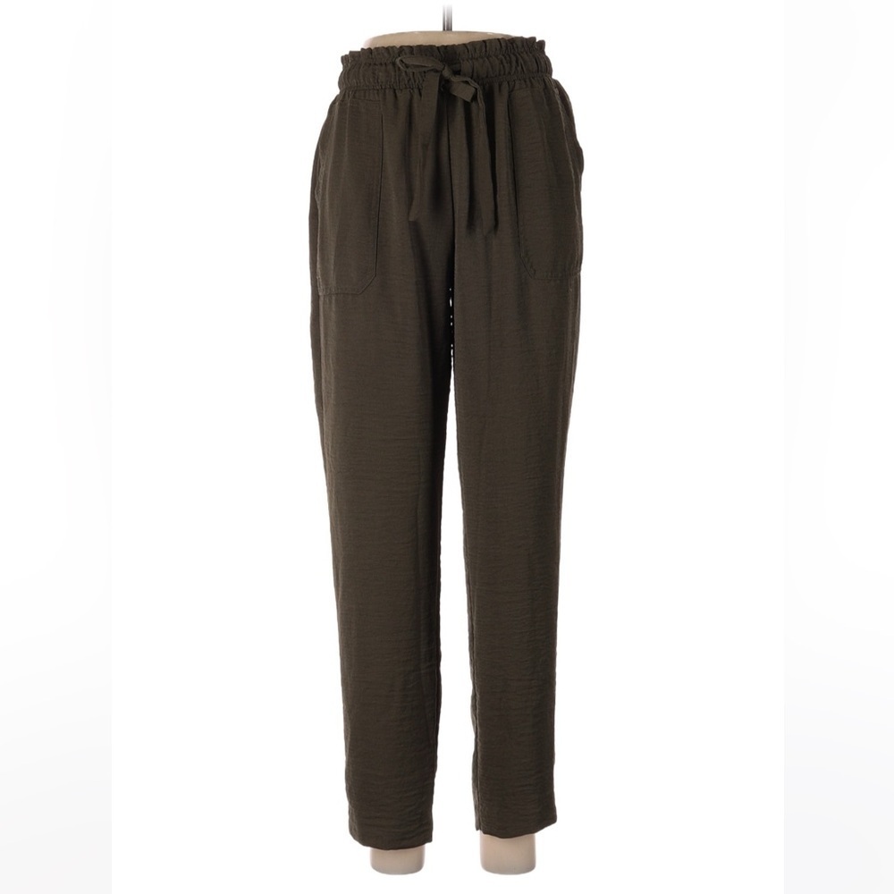 Cato (C established 1946) green flowy pants size M